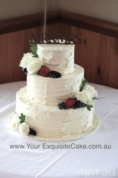 Country Style Wedding Cake