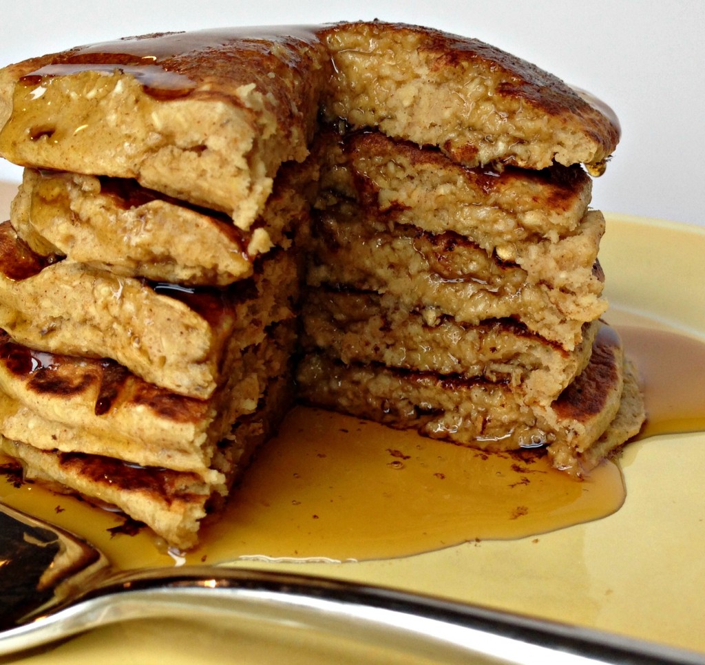 Banana Oatmeal Pancakes