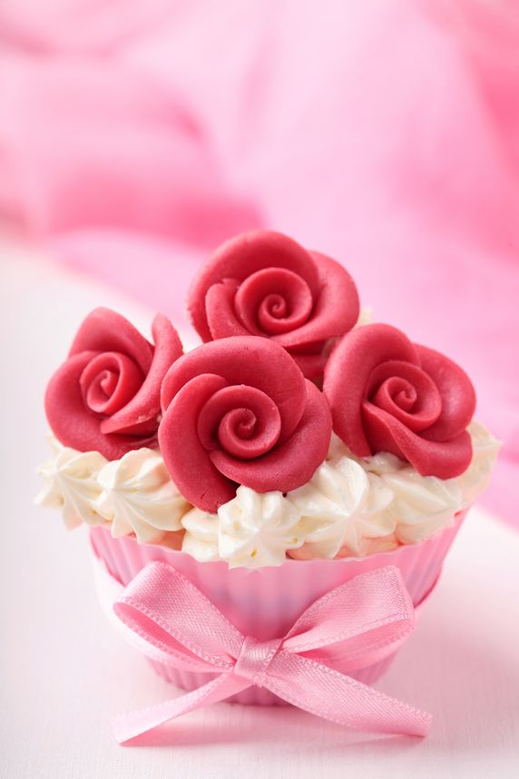 Rose Red Birthday Cupcake