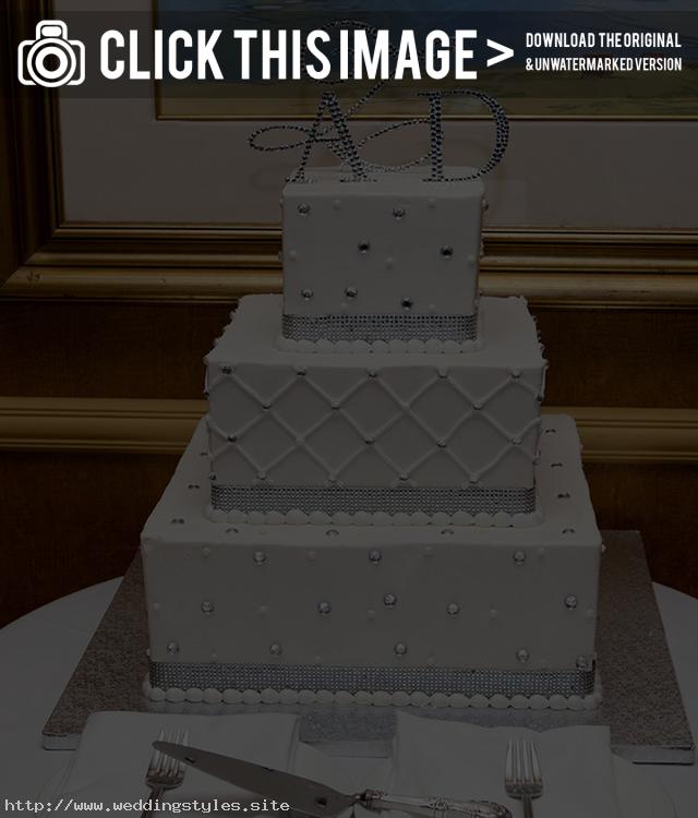 Unique Square Wedding Cake