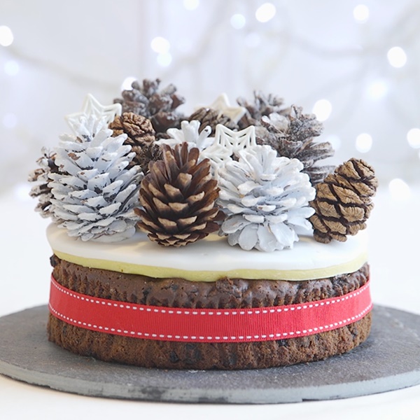 Christmas Cake Decorating Ideas