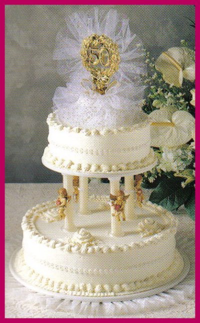 Wedding Cakes with Pillars