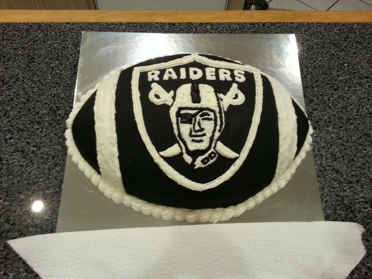 Oakland Raiders Birthday Cake