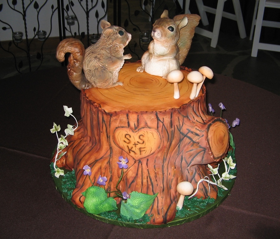 Squirrels Tree Stump Wedding Cake