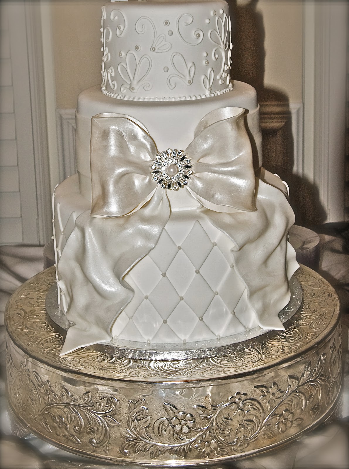 Big Wedding Cake with Bling