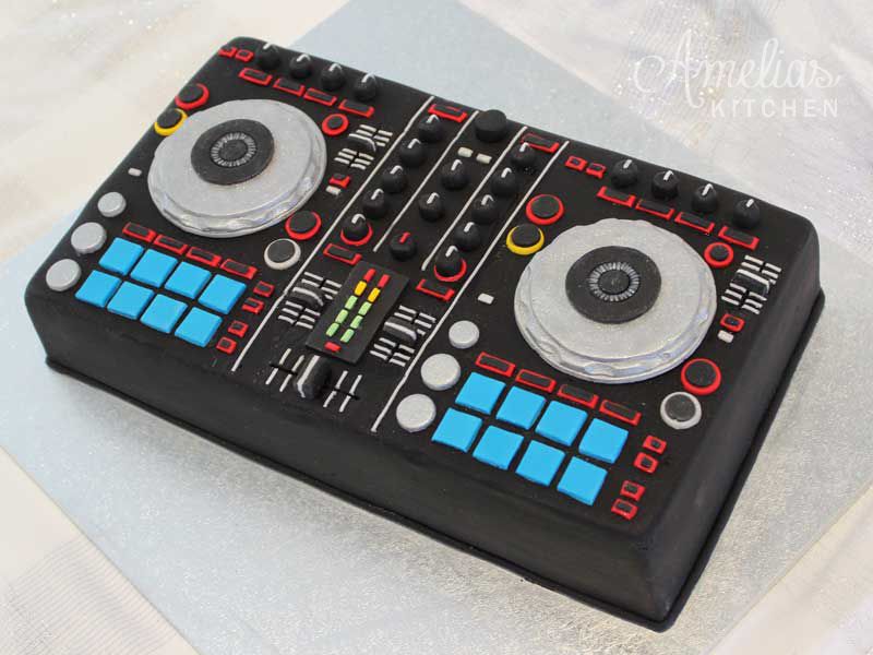 DJ Birthday Cake Ideas