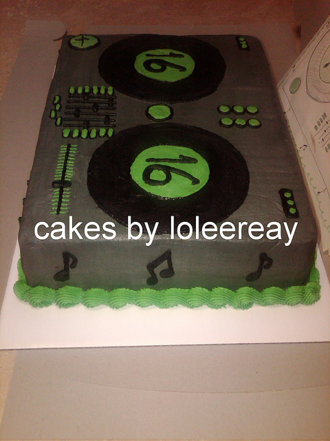 DJ Turntable Cake Sheet