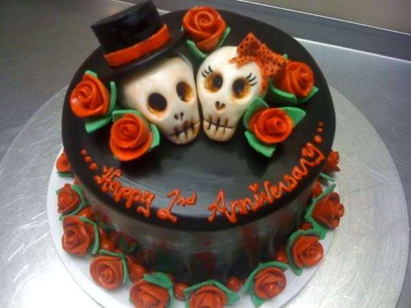 Halloween Wedding Anniversary Cake