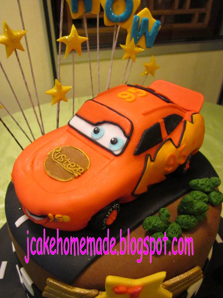 Lightning McQueen Birthday Cake