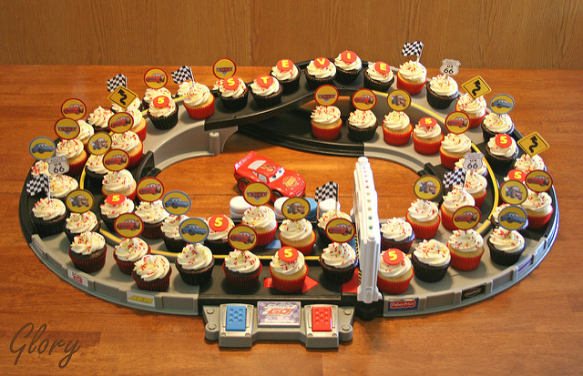 5 Photos of Car Birthday Cake Cupcakes