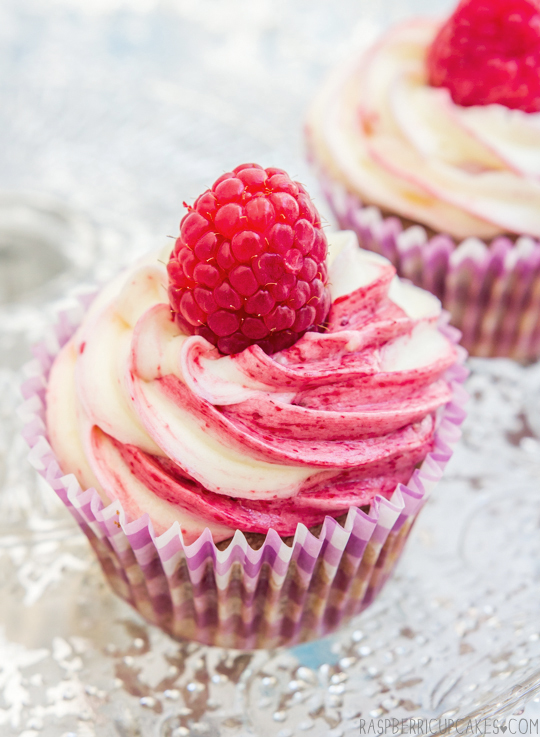 Raspberry Swirl Cupcakes