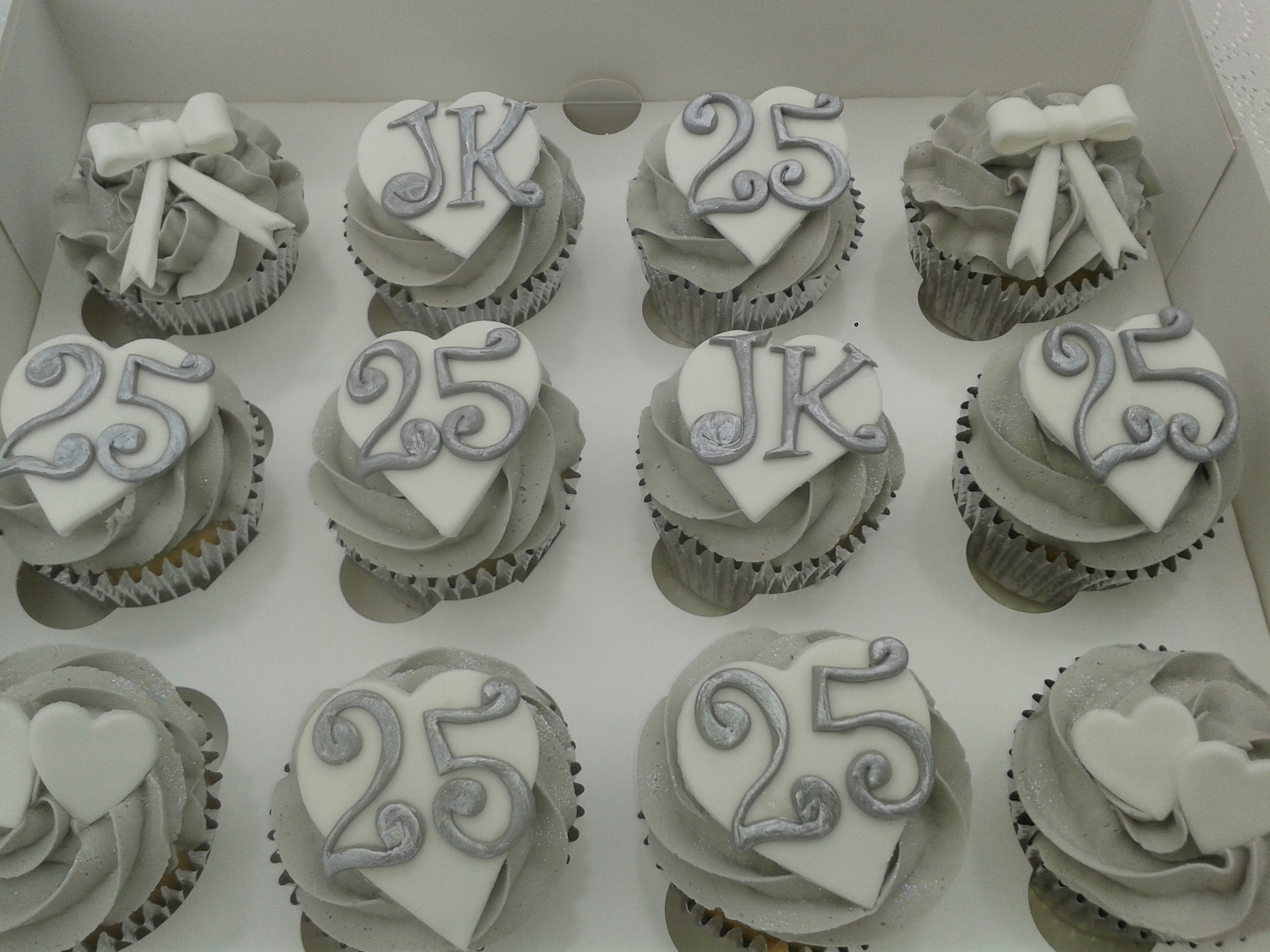 Silver Wedding Anniversary Cupcakes