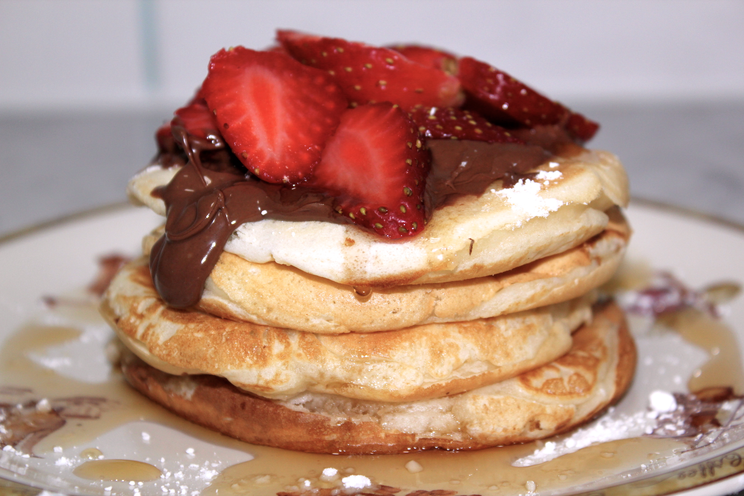 Strawberry Pancakes with Nutella