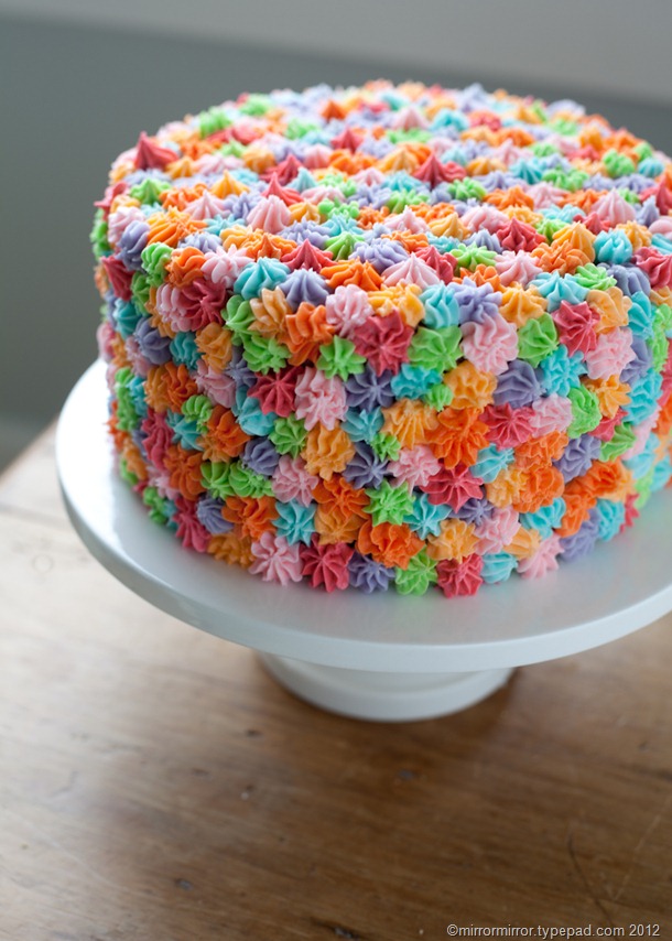 Colorful Cake Decorating Idea