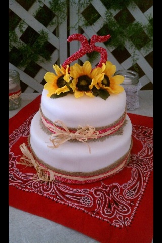 Country Rustic Anniversary Cake