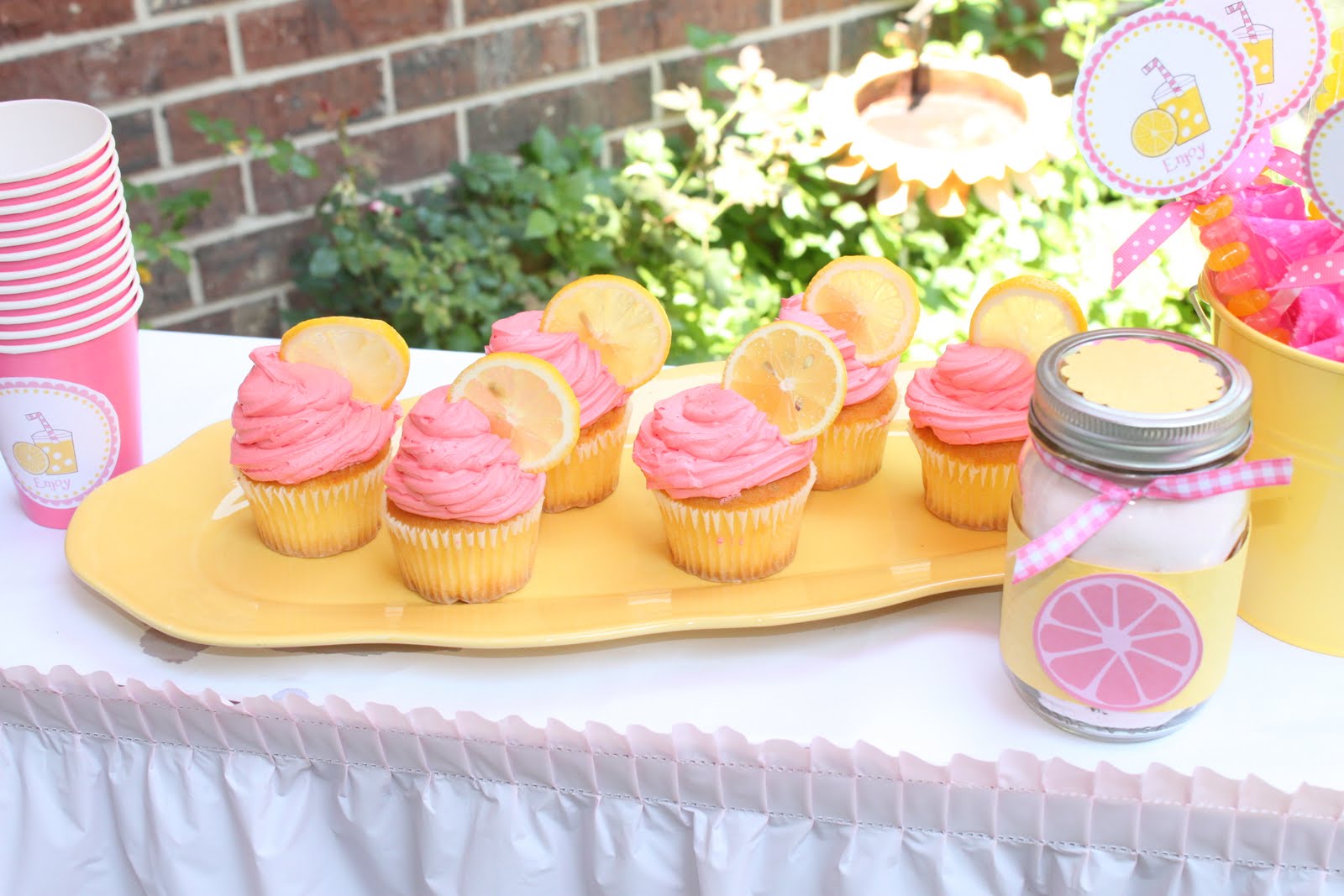 Pink Lemonade Cupcakes