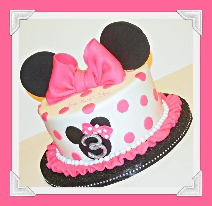 Pink Minnie Mouse Cake