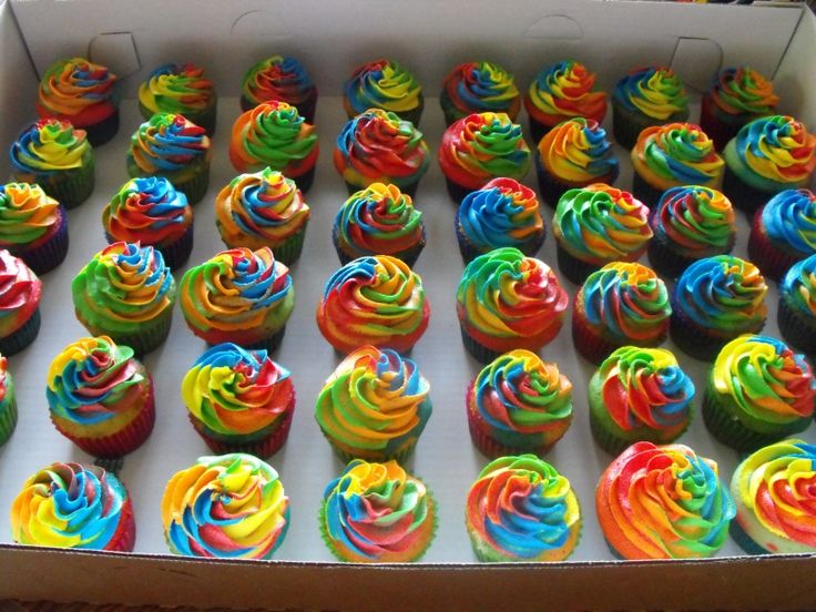 Rainbow Cupcakes with Frosting