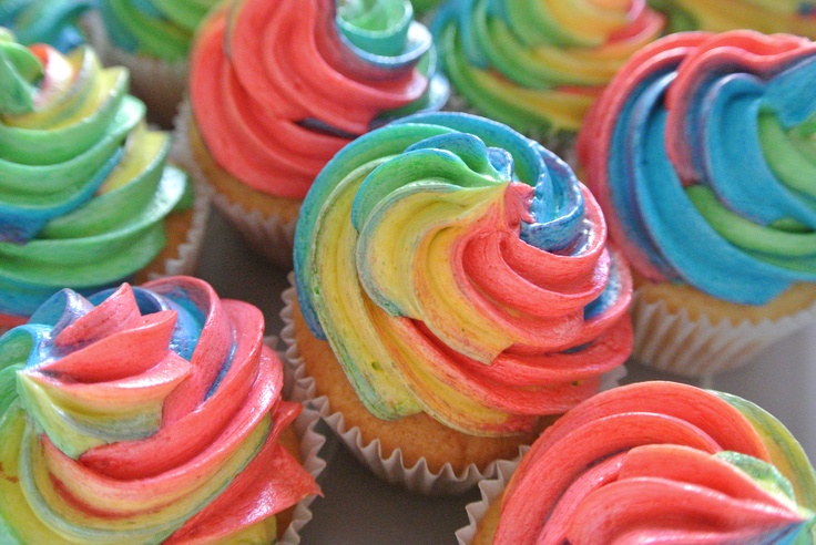 Rainbow Cupcakes with Frosting