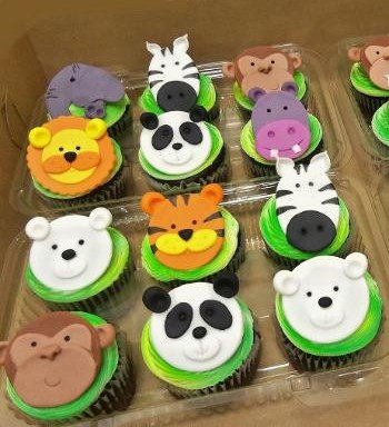 12 Animal Baby Shower Cupcakes Photo Jungle Baby Shower Cupcake