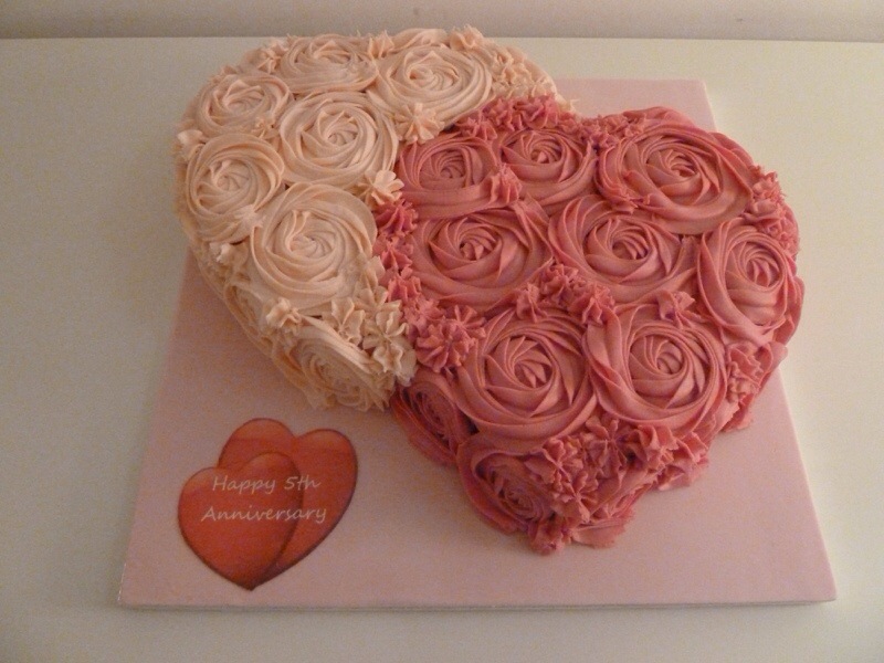 11 Photos of 5th Wedding Anniversary Heart Cakes