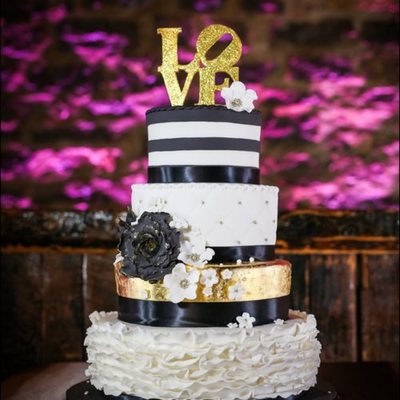 Black and Gold Wedding Cake