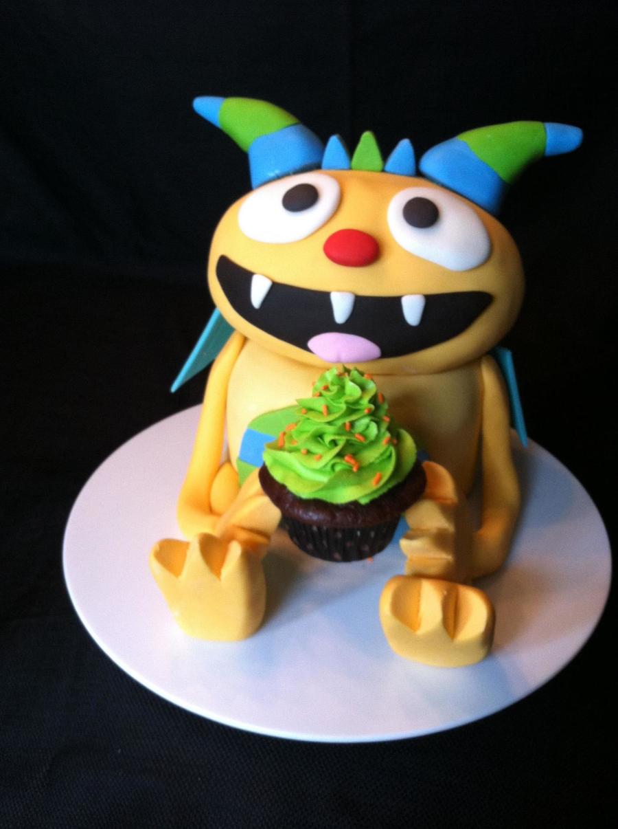 Henry Hugglemonster Cake