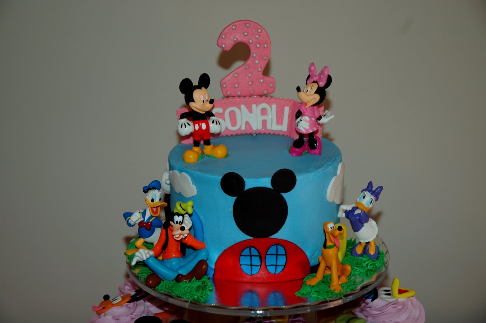 Mickey Mouse Cake