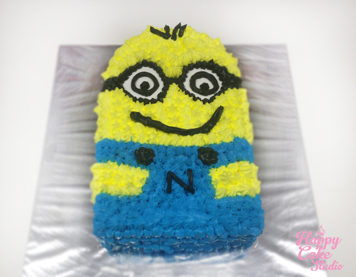 Minion Happy Birthday Cake