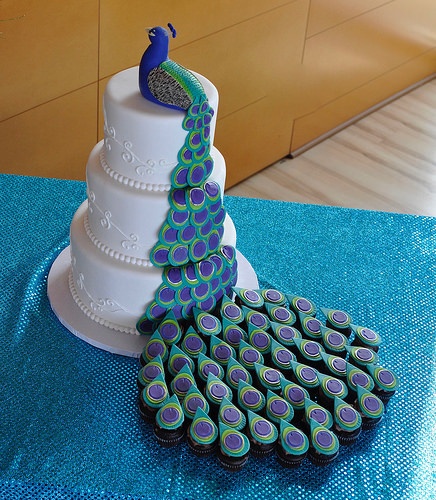 Peacock Wedding Cake with Cupcakes