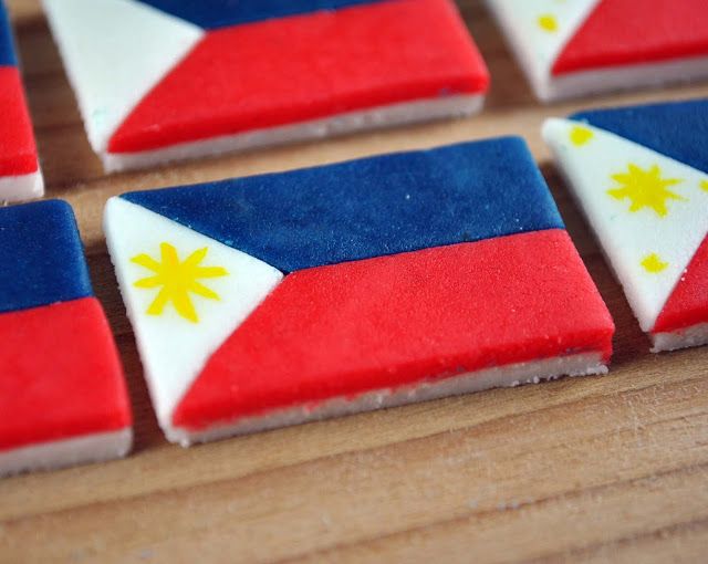 Philippine Flag Cupcakes