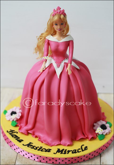 Princess Aurora Cake