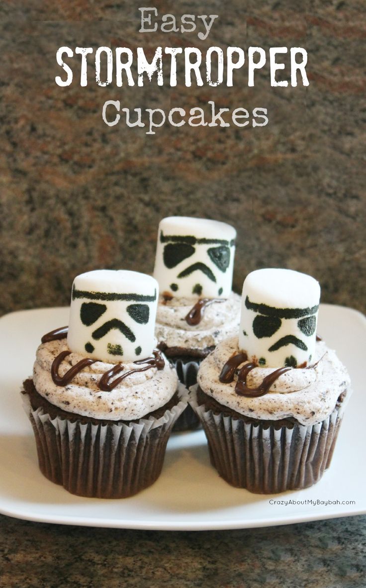 Star Wars Stormtrooper Marshmallow Cupcakes