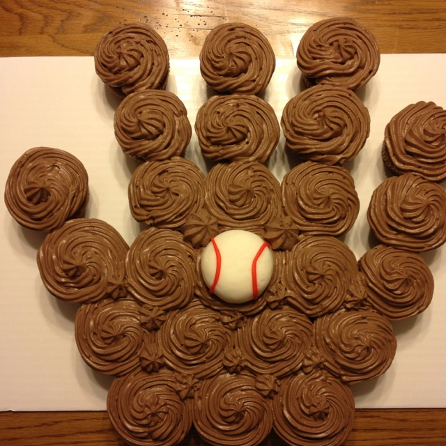 Baseball Glove Cupcake Cake