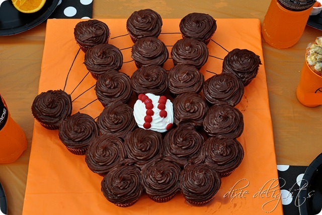 Baseball Glove Cupcake Cake