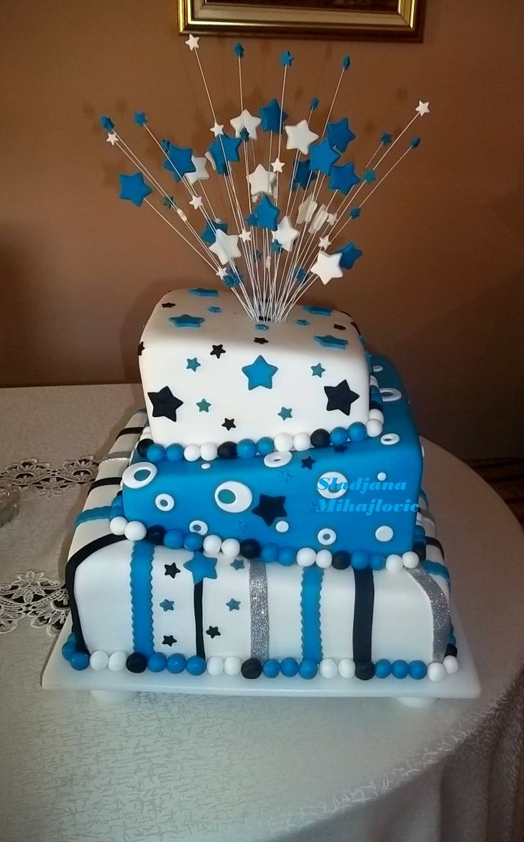 Blue and White Topsy Turvy Cake