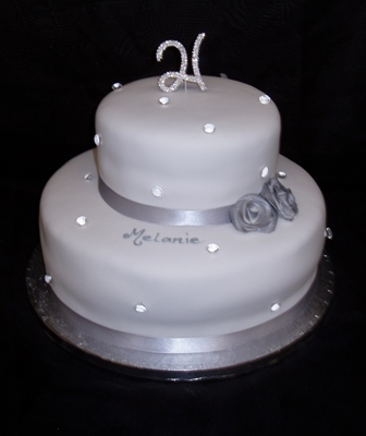 Elegant 2 Tier Birthday Cake