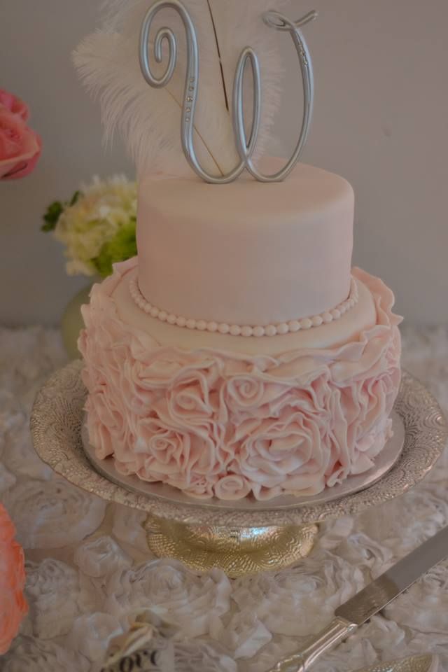 Elegant 2 Tier Cakes