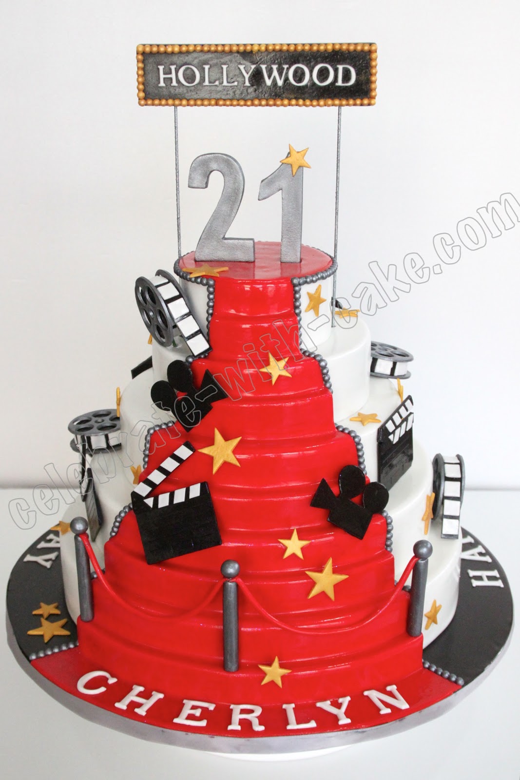 13 Photos of Hollywood Birthday Cakes