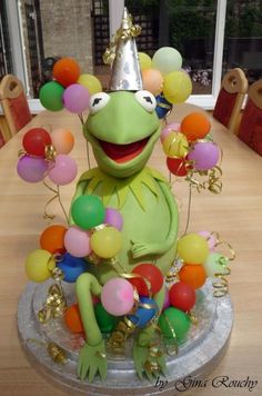 Kermit Frog Birthday Cake