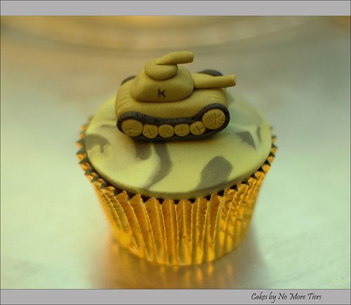 Military Cupcake Cakes