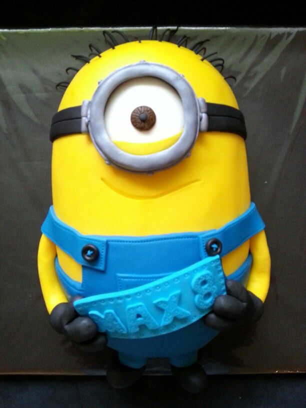 Minion Birthday Cake