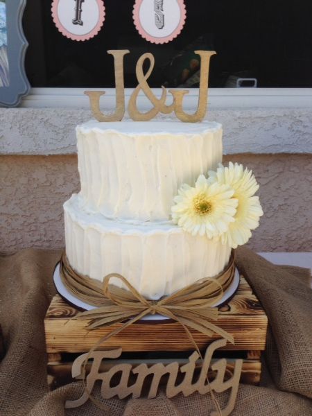 Rustic 2 Tier Wedding Cakes