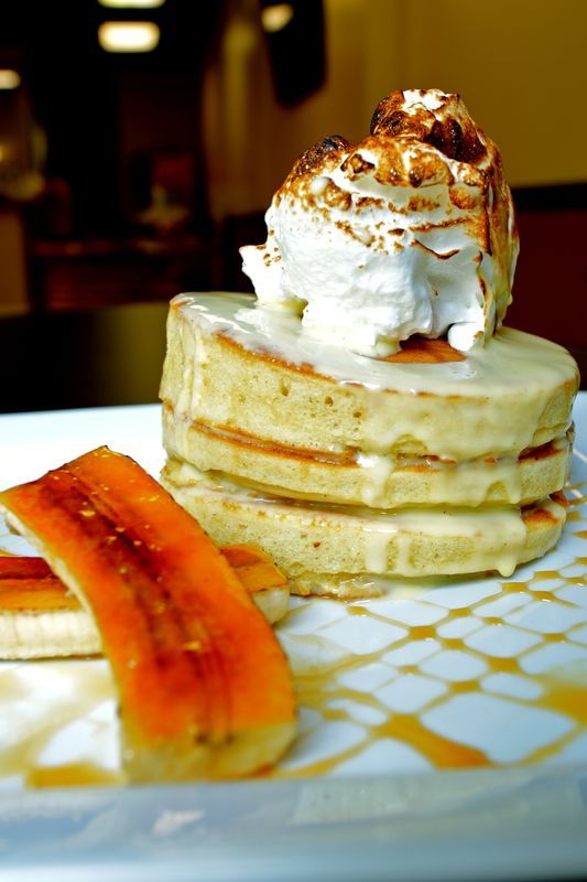 Alaskan Baked Banana Pudding Pancakes