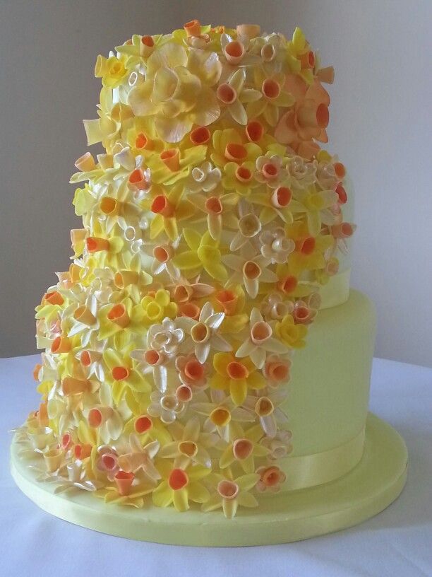 Daffodil Wedding Cake