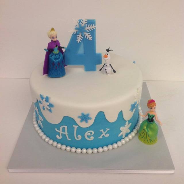 Disney Frozen Cake