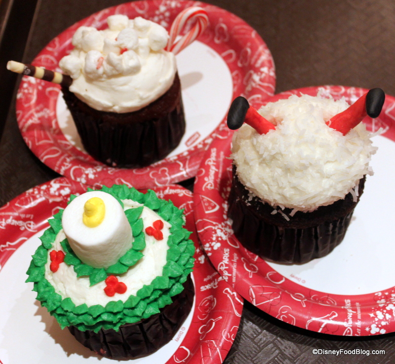 Disney World Christmas Cupcakes