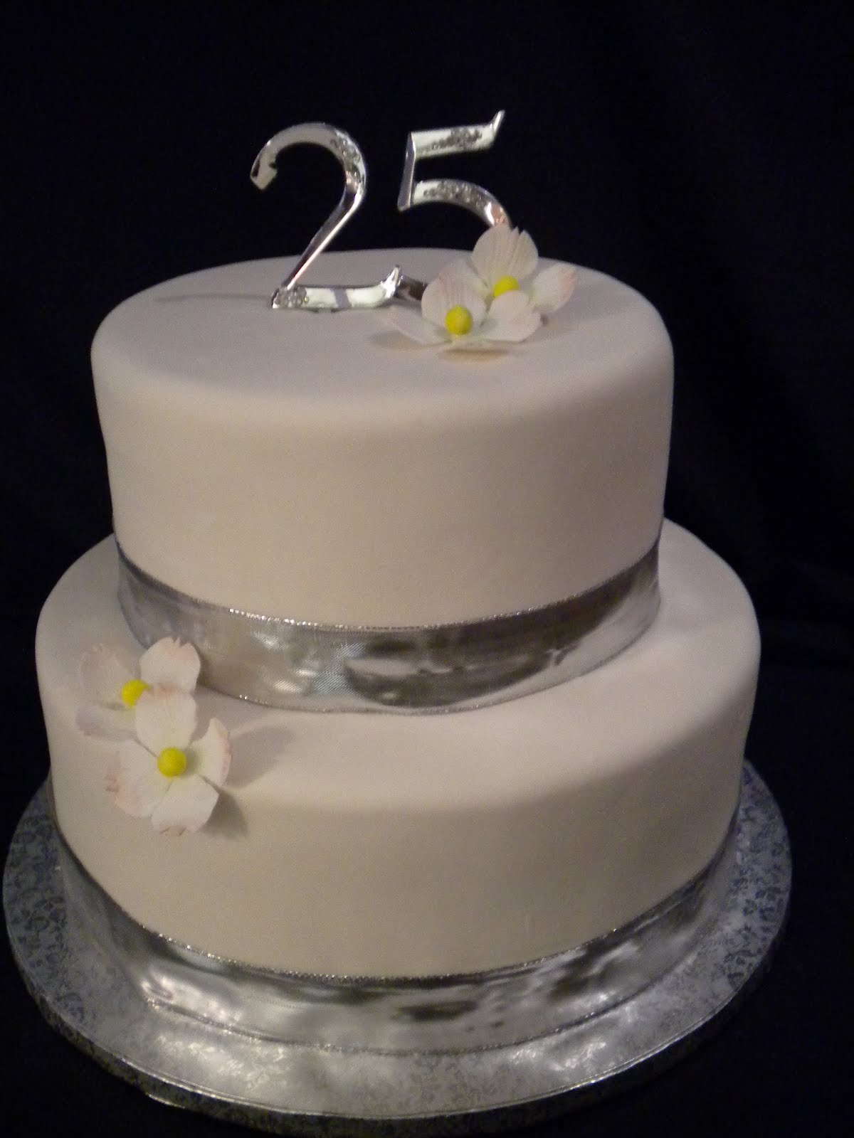 25th Wedding Anniversary Cake Idea