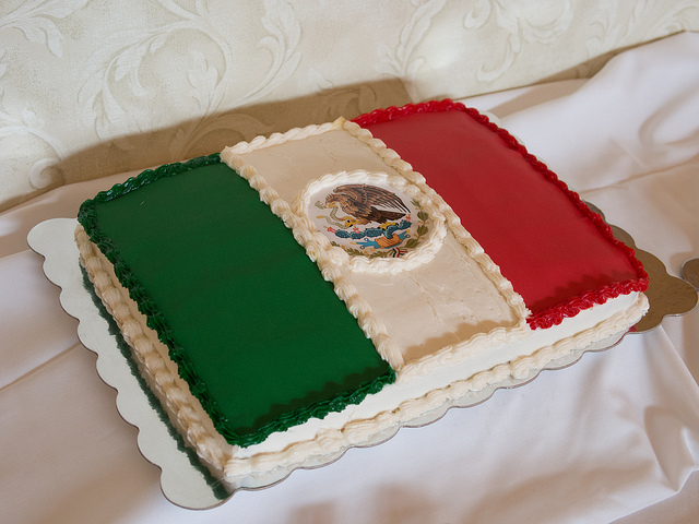 Mexican Flag Wedding Cake