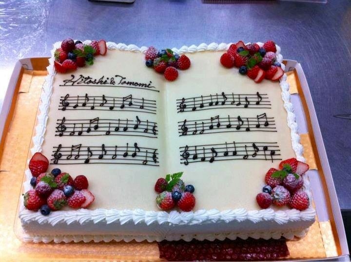 Music Note Cake